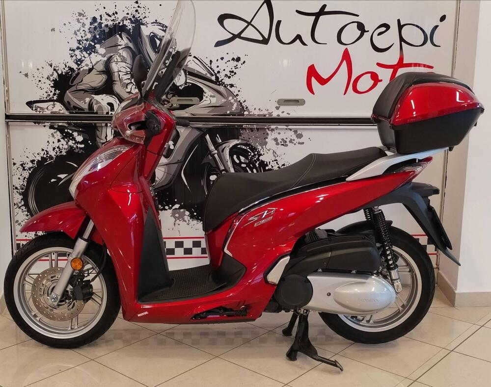 Honda SH 300 i ABS (2016 - 20) (2)