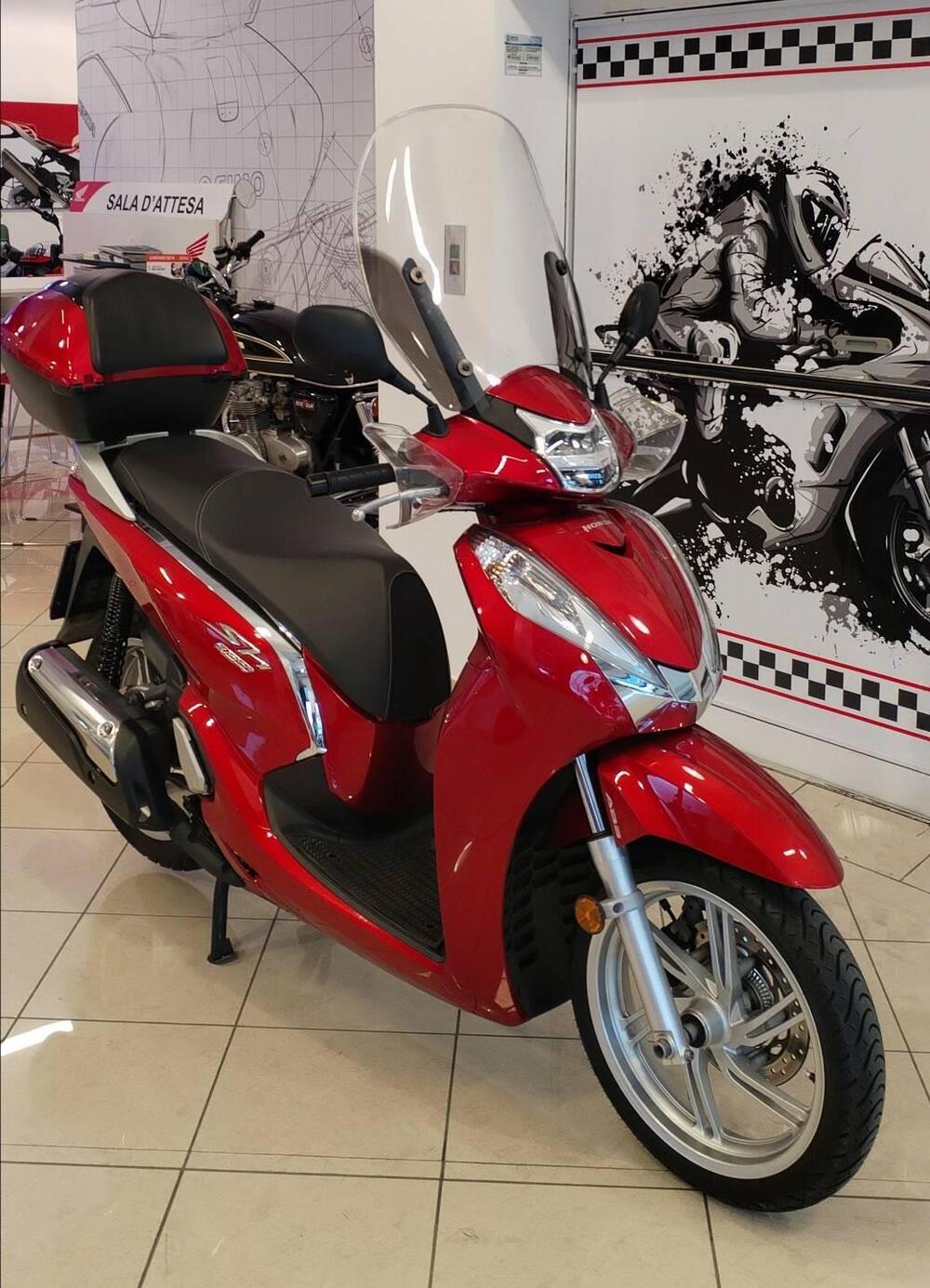 Honda SH 300 i ABS (2016 - 20) (6)