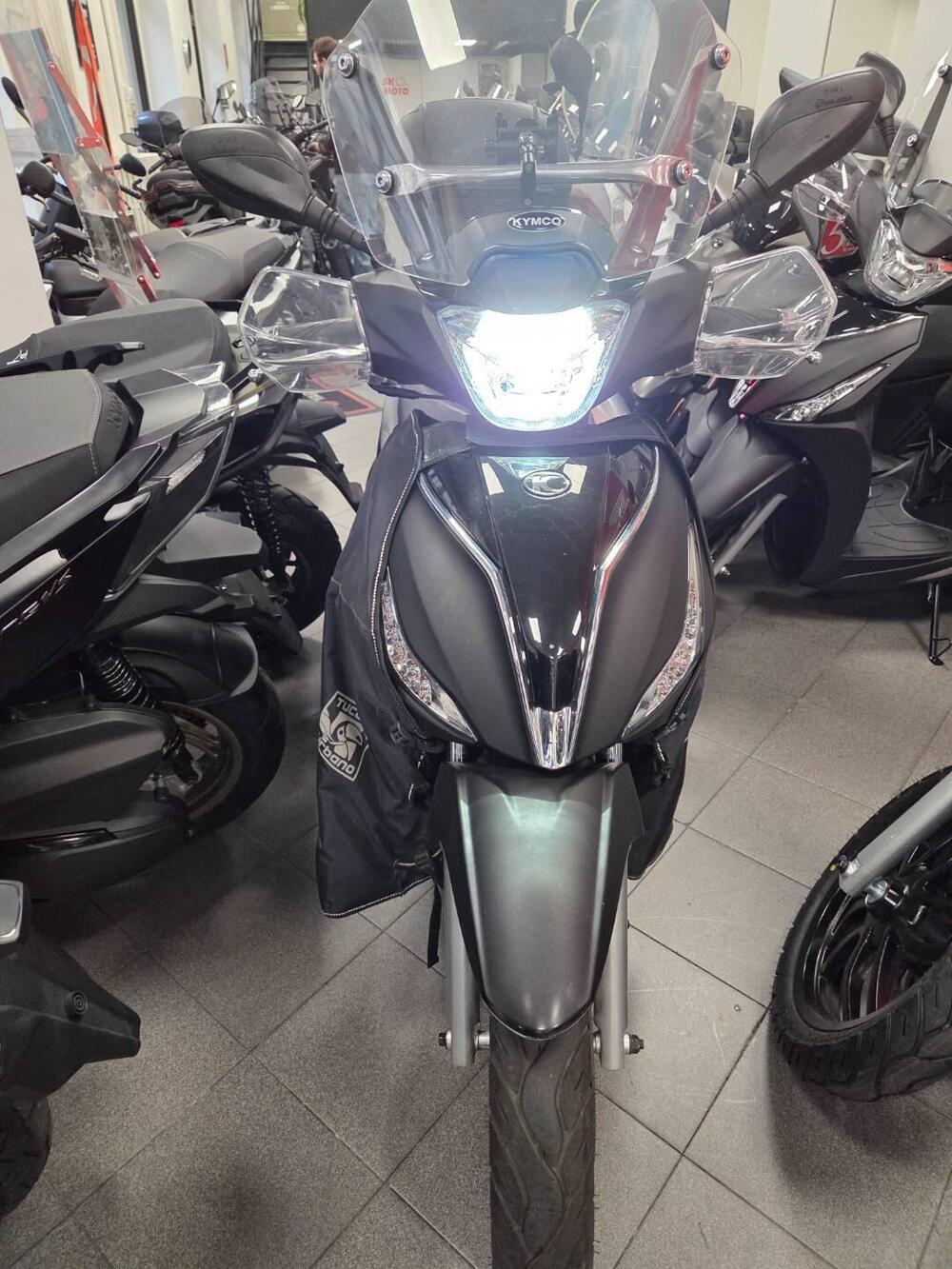 Kymco People 200i S (2021 - 25) (4)