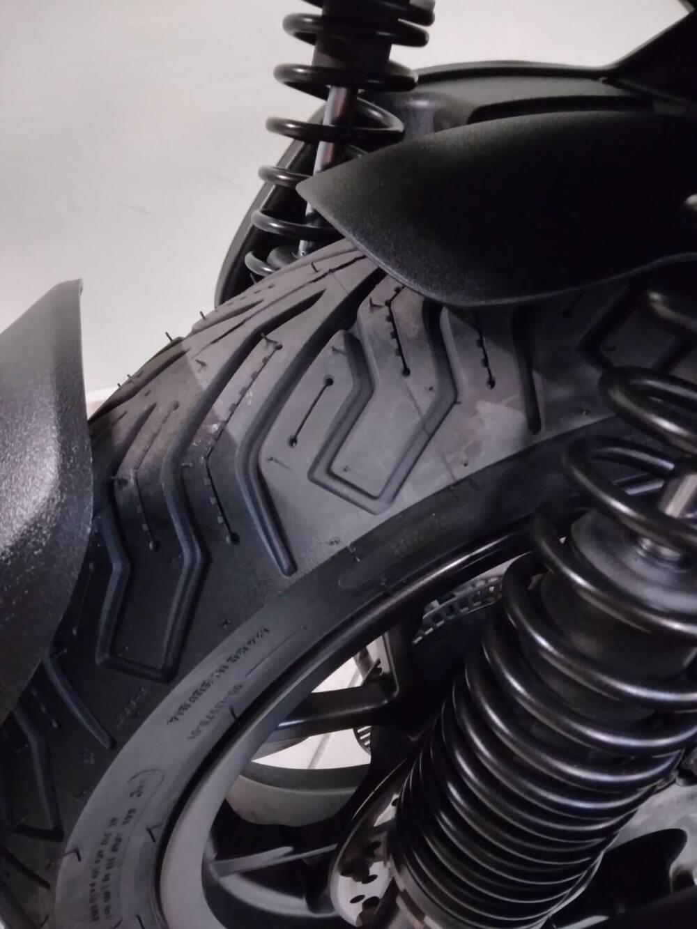 Piaggio MP3 530 ABS Hpe (2023 - 24) (7)