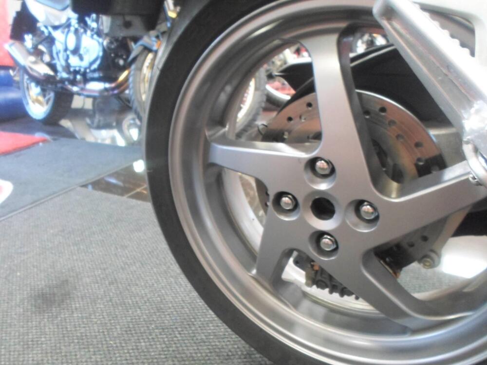 Honda VFR 800 (2002 - 05) (11)