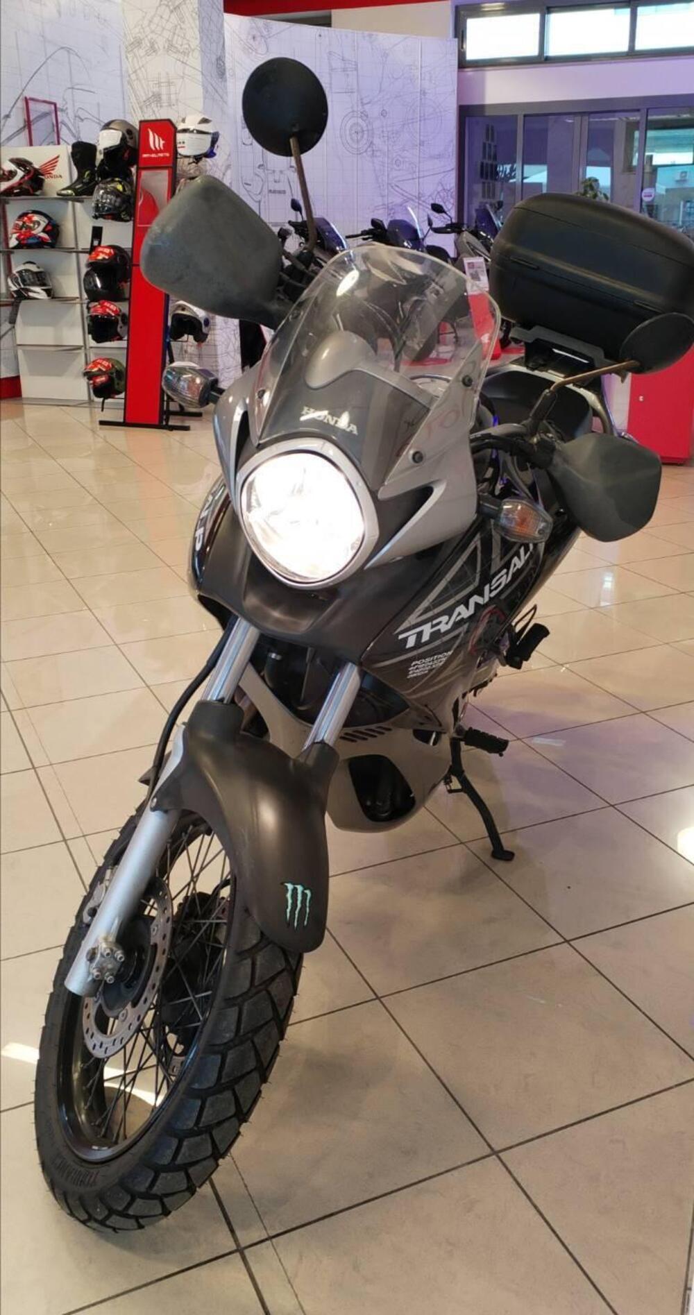 Honda Transalp XL 700 V (2007 - 2013) (2)