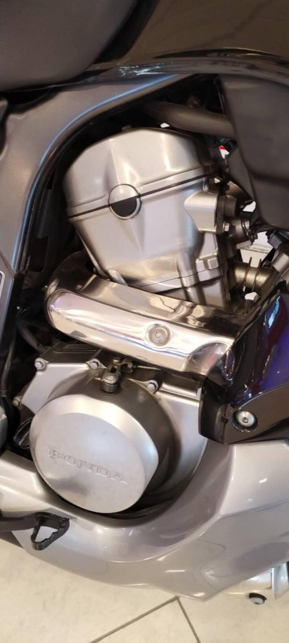 Honda Transalp XL 700 V (2007 - 2013) (8)