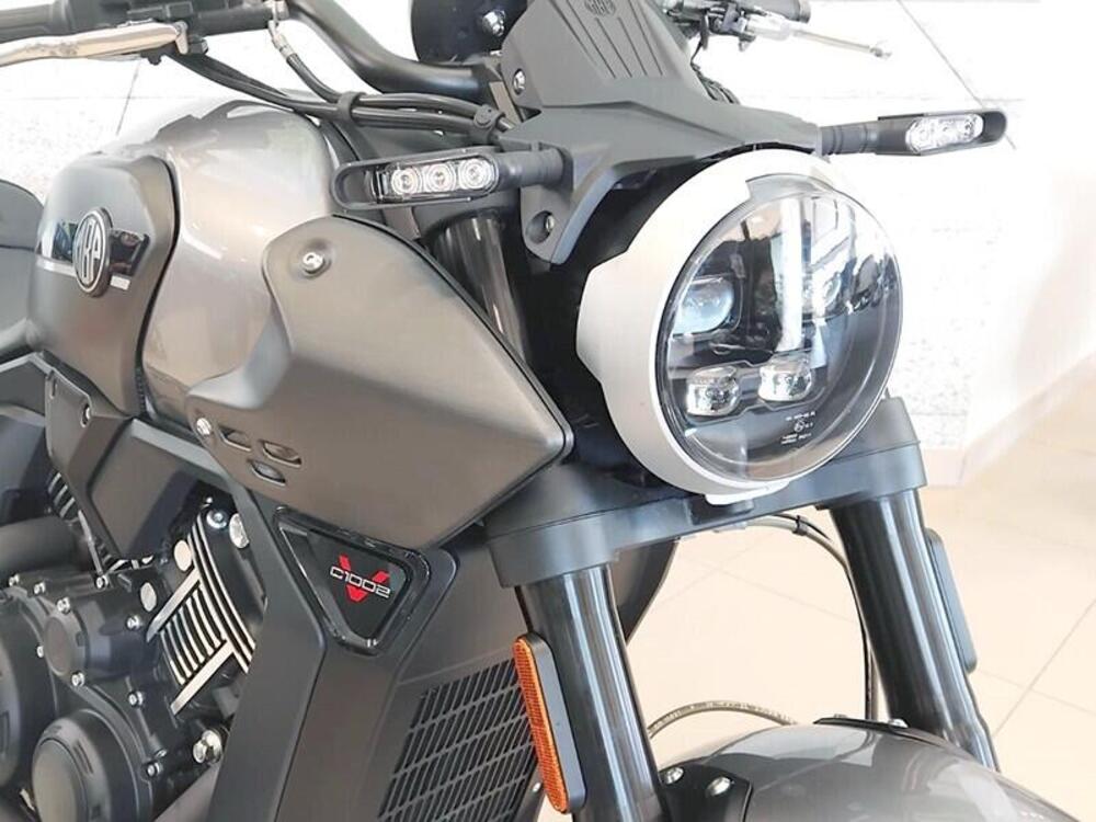 MBP C1002V (2023 - 24) (8)