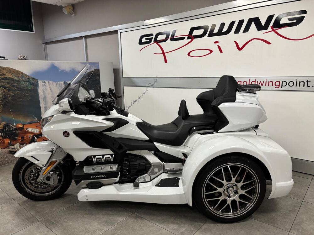 Honda GL 1800 Gold Wing Tour DCT & Airbag (2022 - 24) (6)