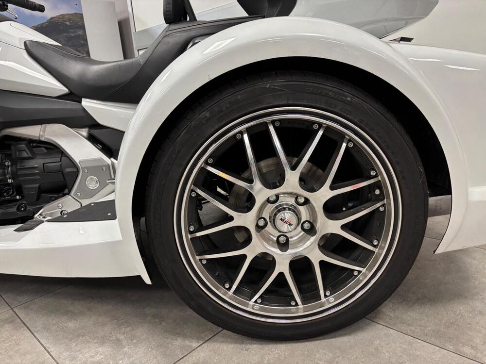 Honda GL 1800 Gold Wing Tour DCT & Airbag (2022 - 24) (7)