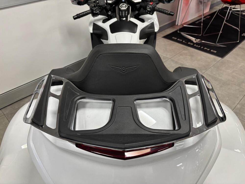 Honda GL 1800 Gold Wing Tour DCT & Airbag (2022 - 24) (14)