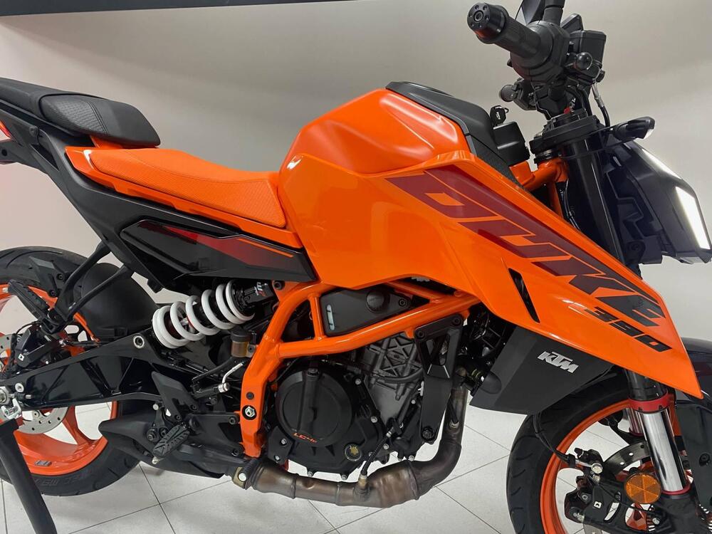 KTM 390 Duke (2024 - 26) (3)
