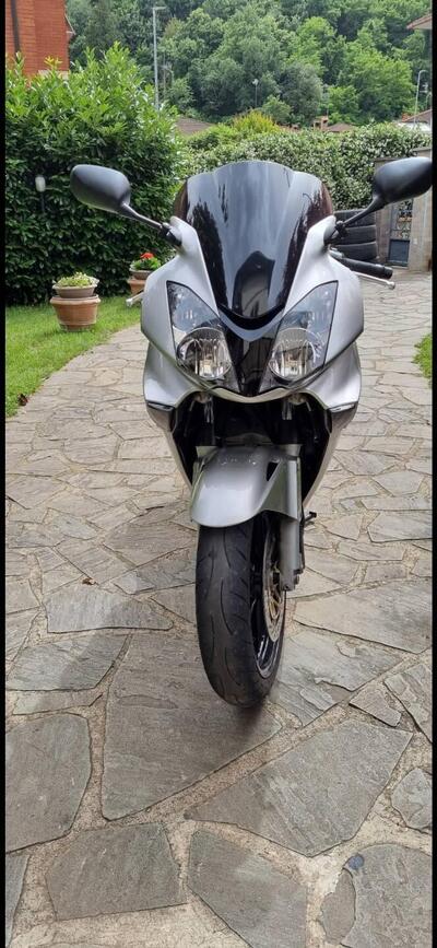Honda VFR 800 (2002 - 05) usata