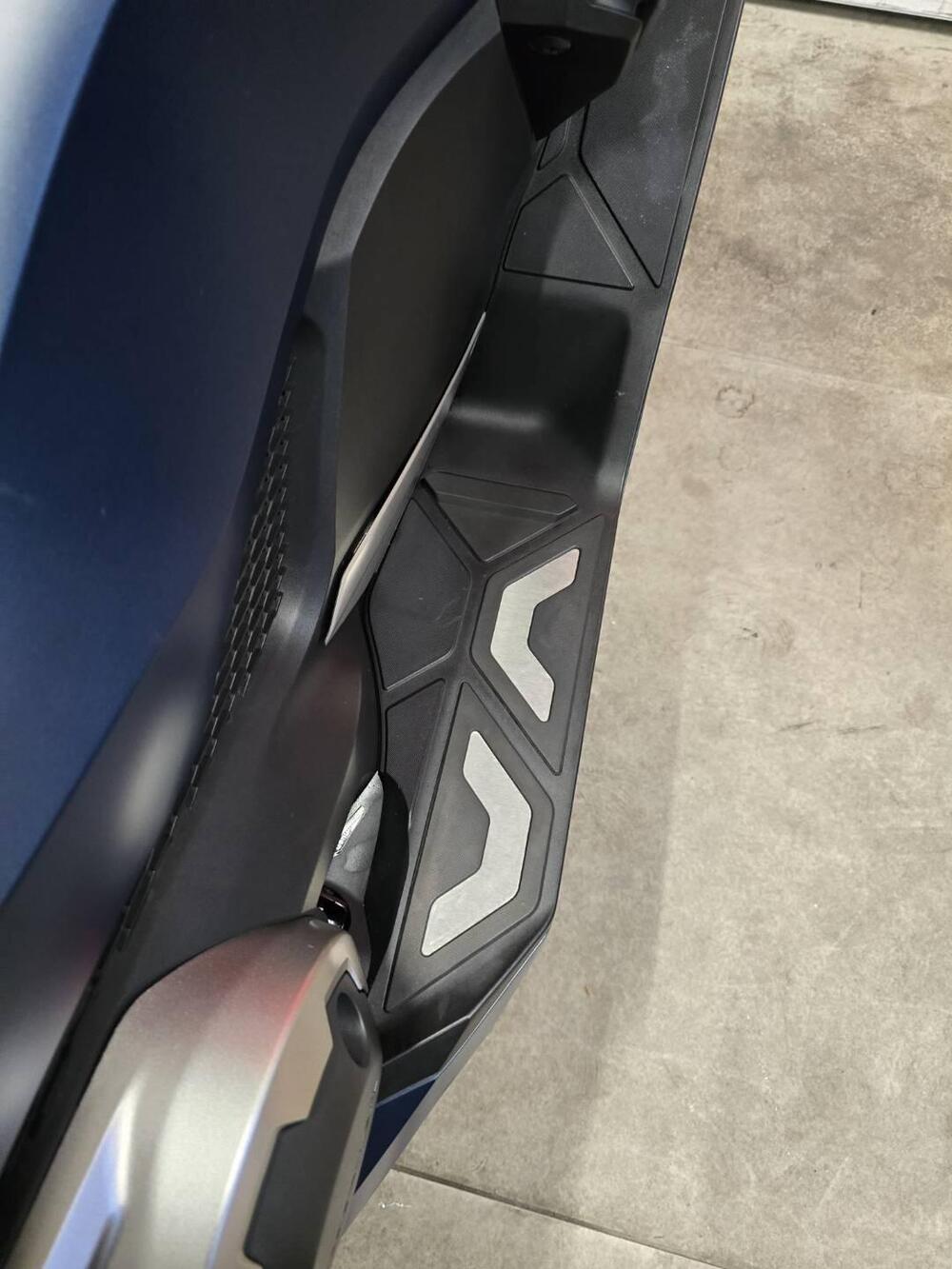 Honda Forza 750 DCT (2021 - 24) (7)