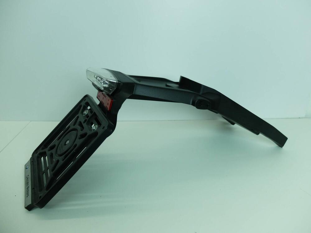 Portatarga sottocodone BMW R nine T (2)