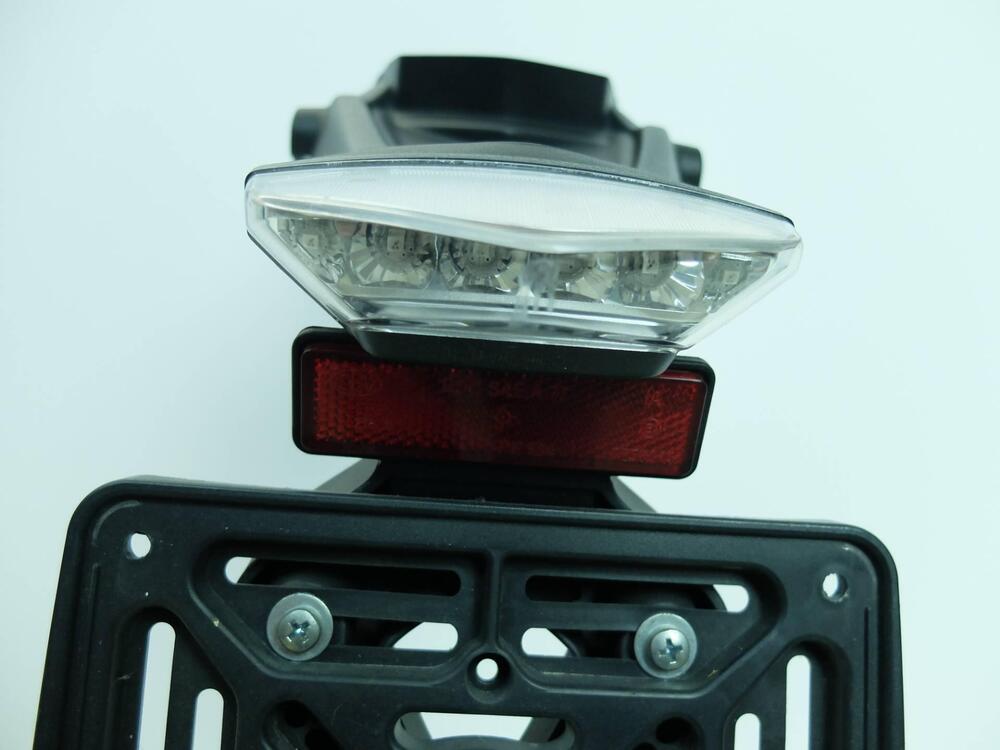 Portatarga sottocodone BMW R nine T (6)