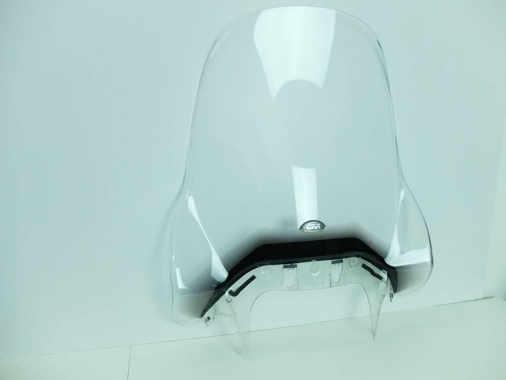 Parabrezza Givi D442ST x Yamaha T max 500 dal 2008