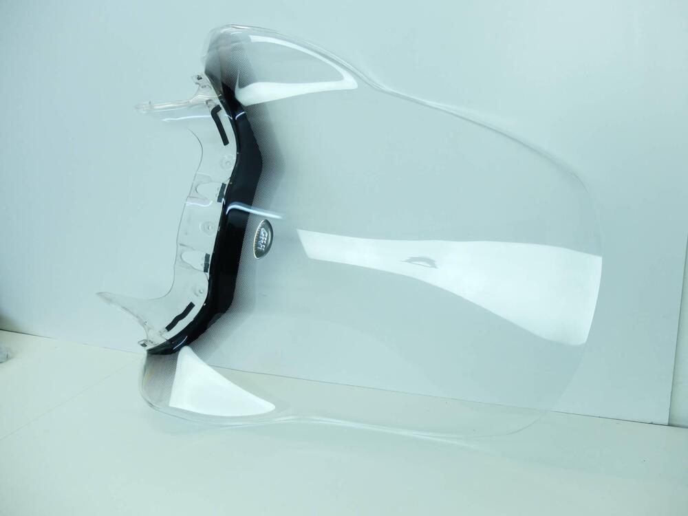 Parabrezza Givi D442ST x Yamaha T max 500 dal 2008 (3)