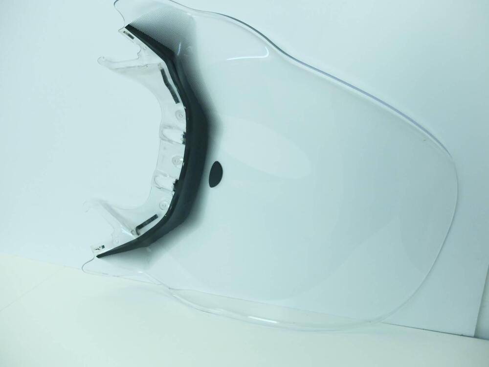 Parabrezza Givi D442ST x Yamaha T max 500 dal 2008 (4)