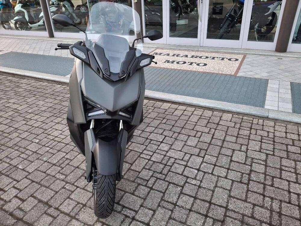 Yamaha X-Max 300 (2025) (2)