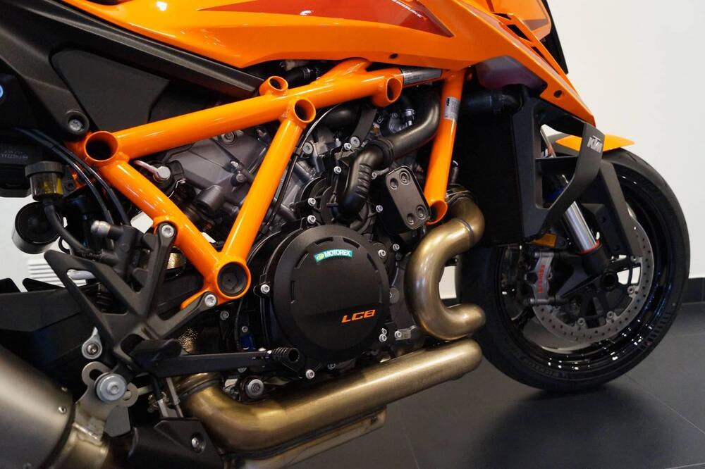 KTM 1390 Super Duke R EVO (2024 - 26) (7)