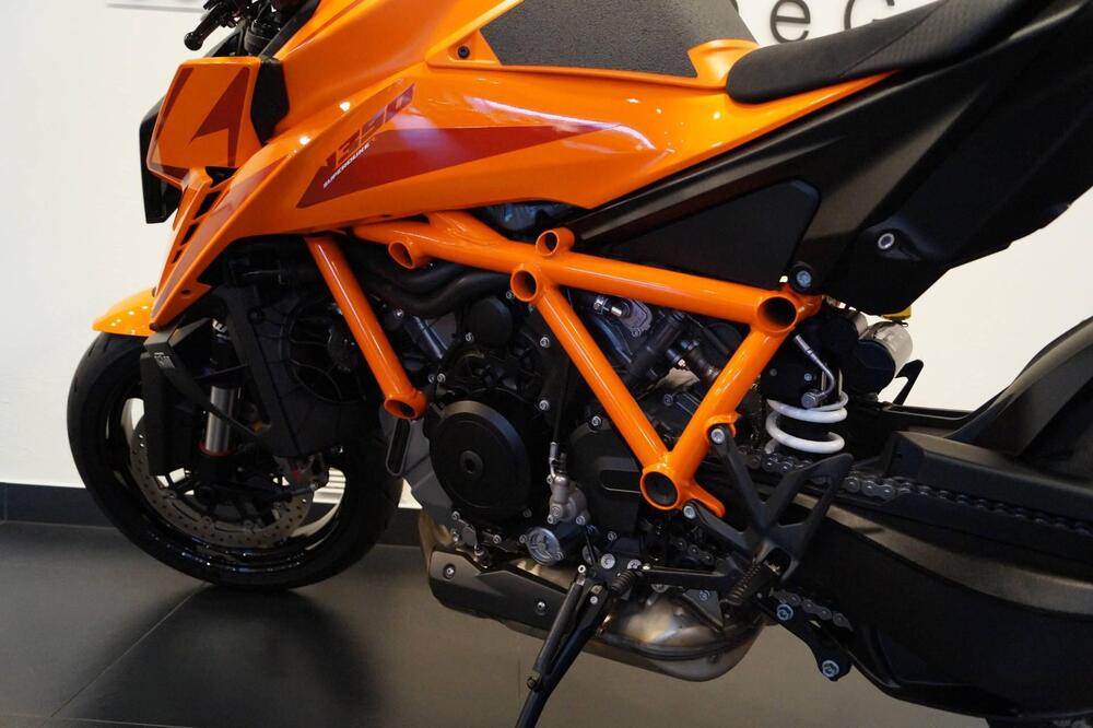 KTM 1390 Super Duke R EVO (2024 - 26) (15)