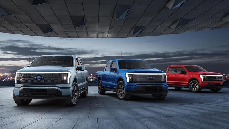 Ford F-150 Lightning, stop alla produzione del 100% elettrico: arriva il range extender