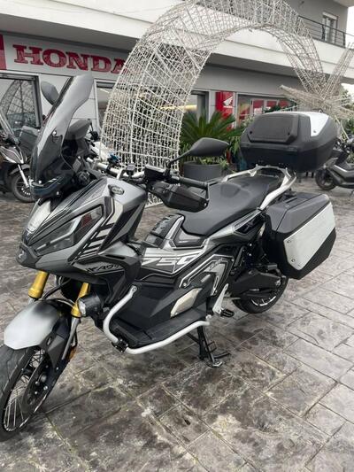 Honda X-ADV 750 DCT (2021 - 24) usata