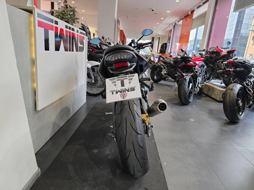 Triumph Street Triple R (2009 - 12) (6)