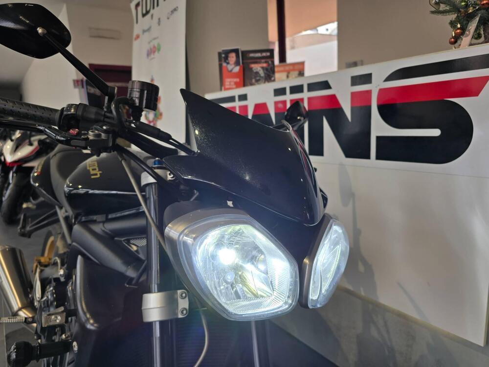 Triumph Street Triple R (2009 - 12) (13)