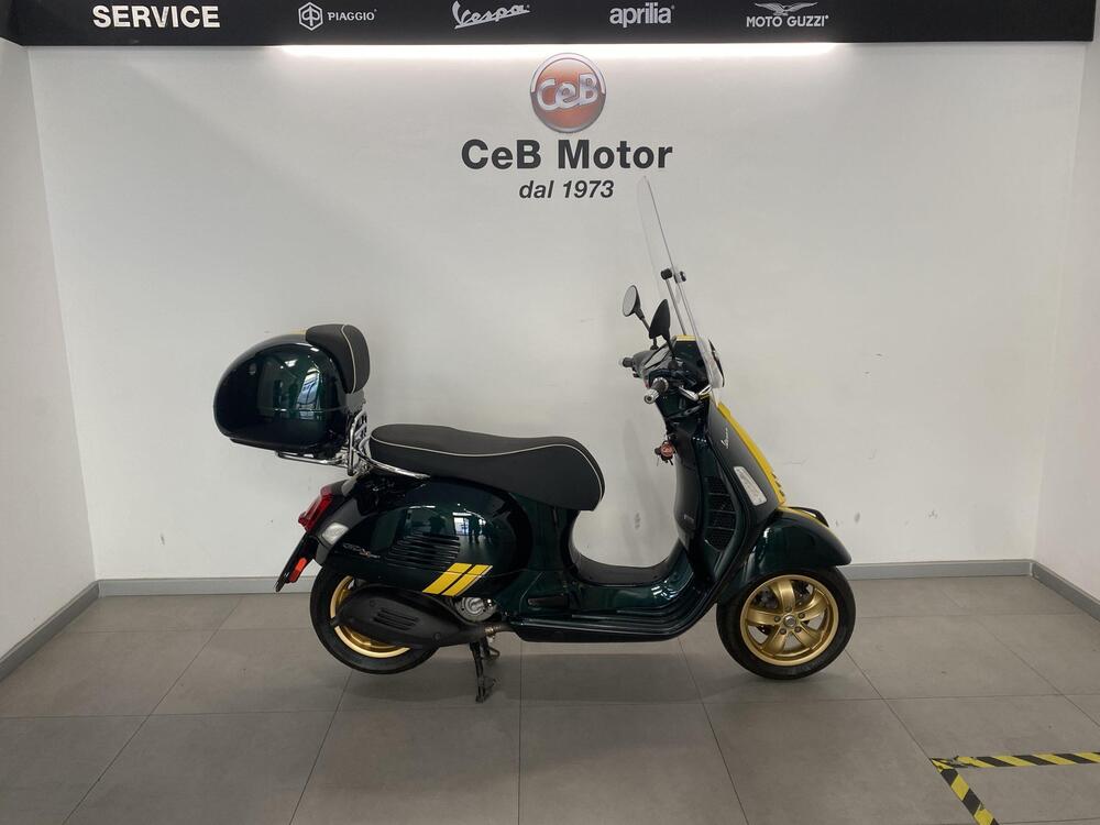 Vespa GTS 300 Super Racing Sixties Hpe (2021 - 22)