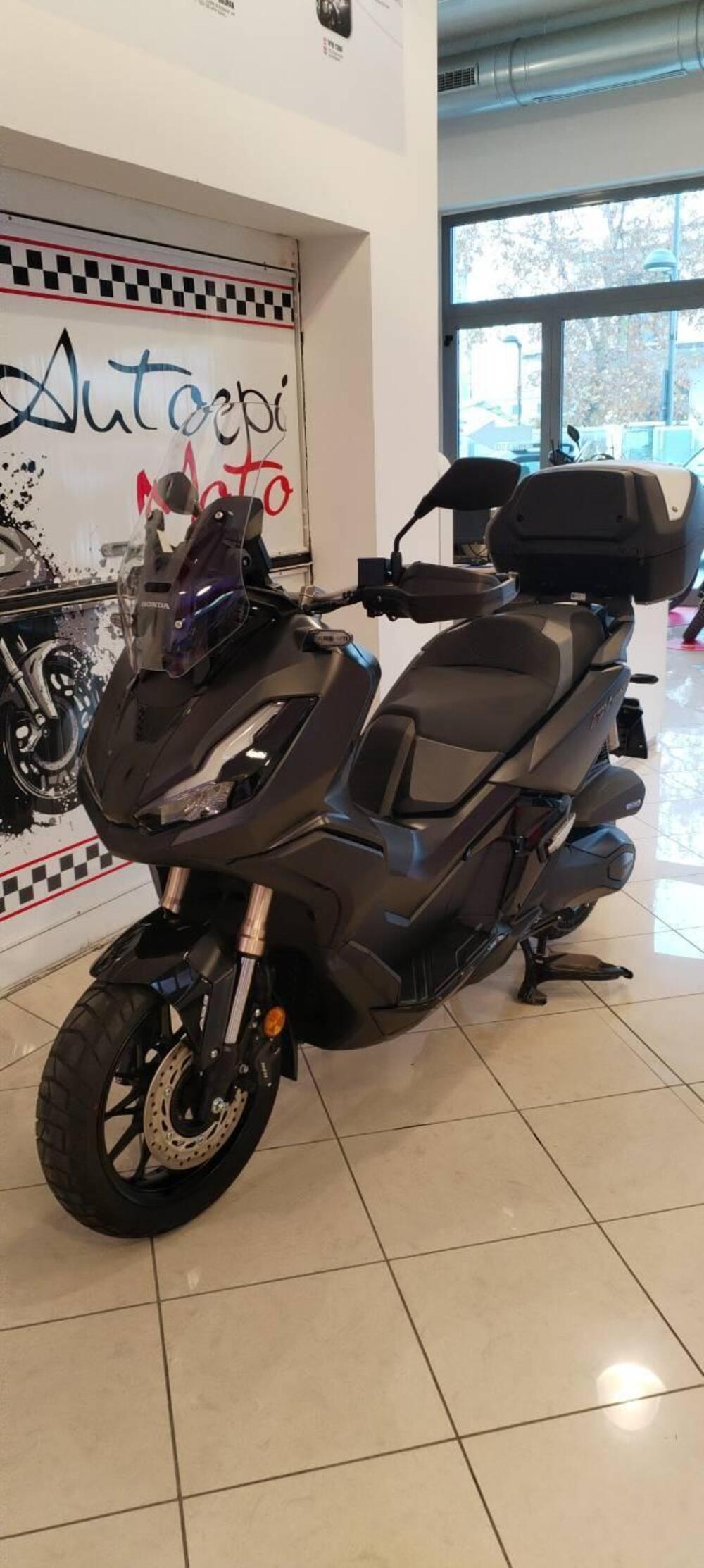 Honda ADV 350 (2022 - 24) (6)