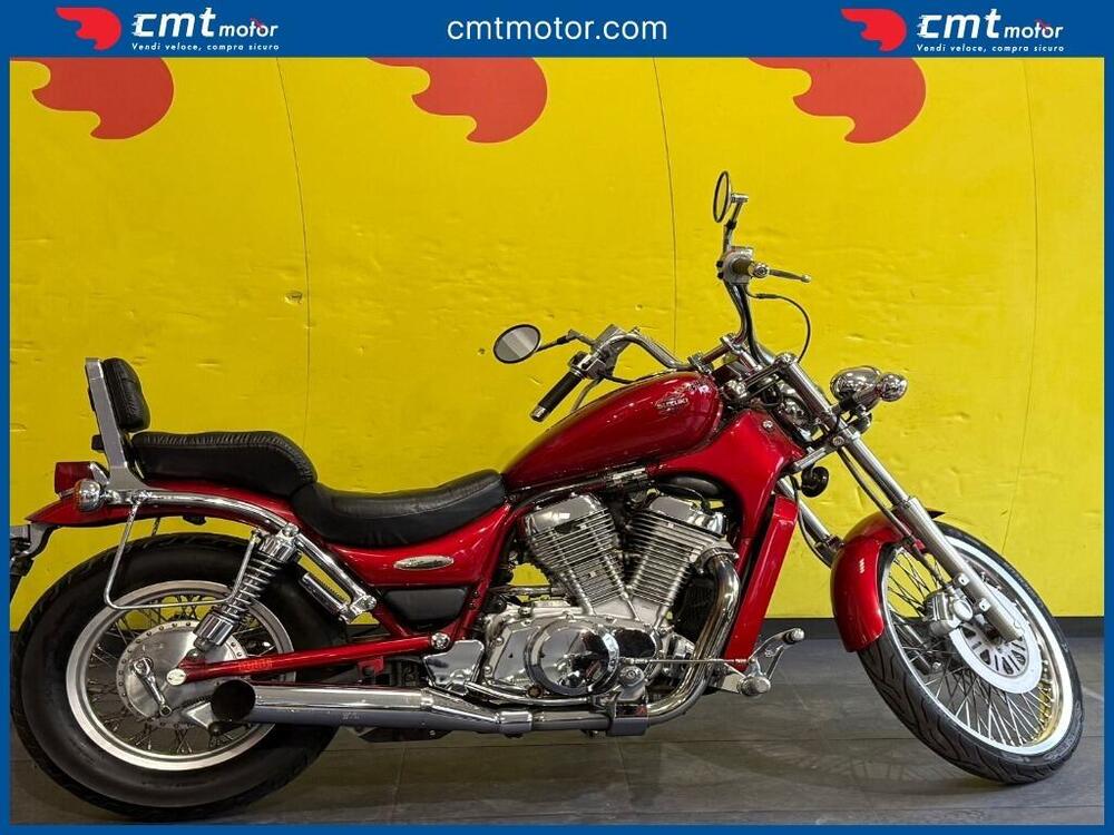 Suzuki VS 600 GL Intruder (1995 - 96) (3)