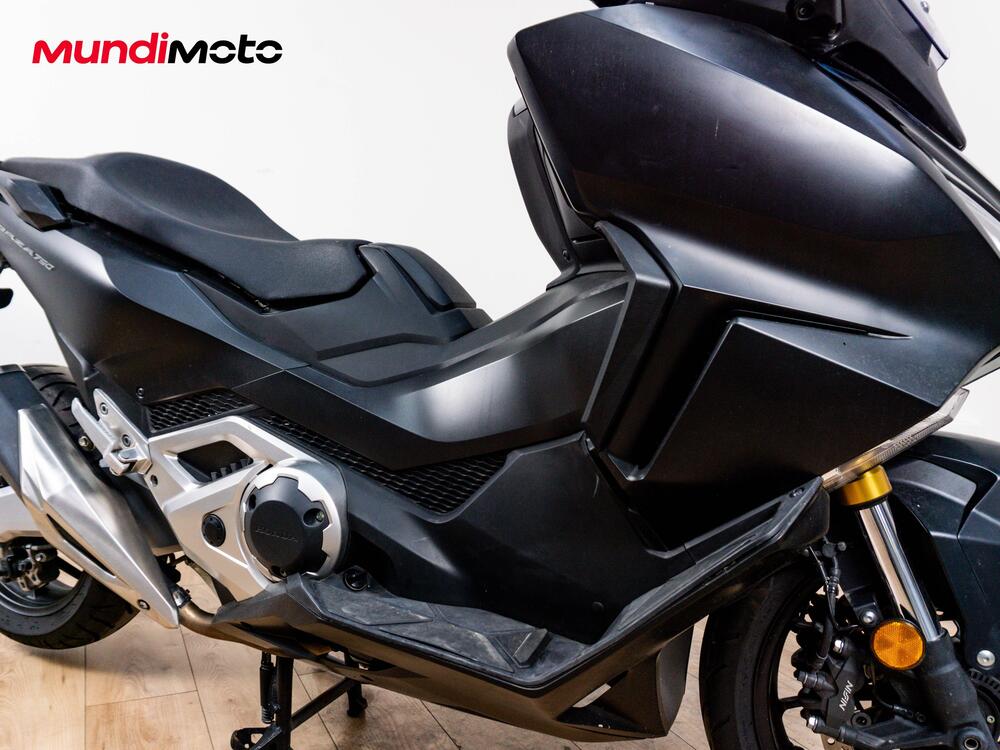 Honda Forza 750 DCT (2021 - 24) (5)