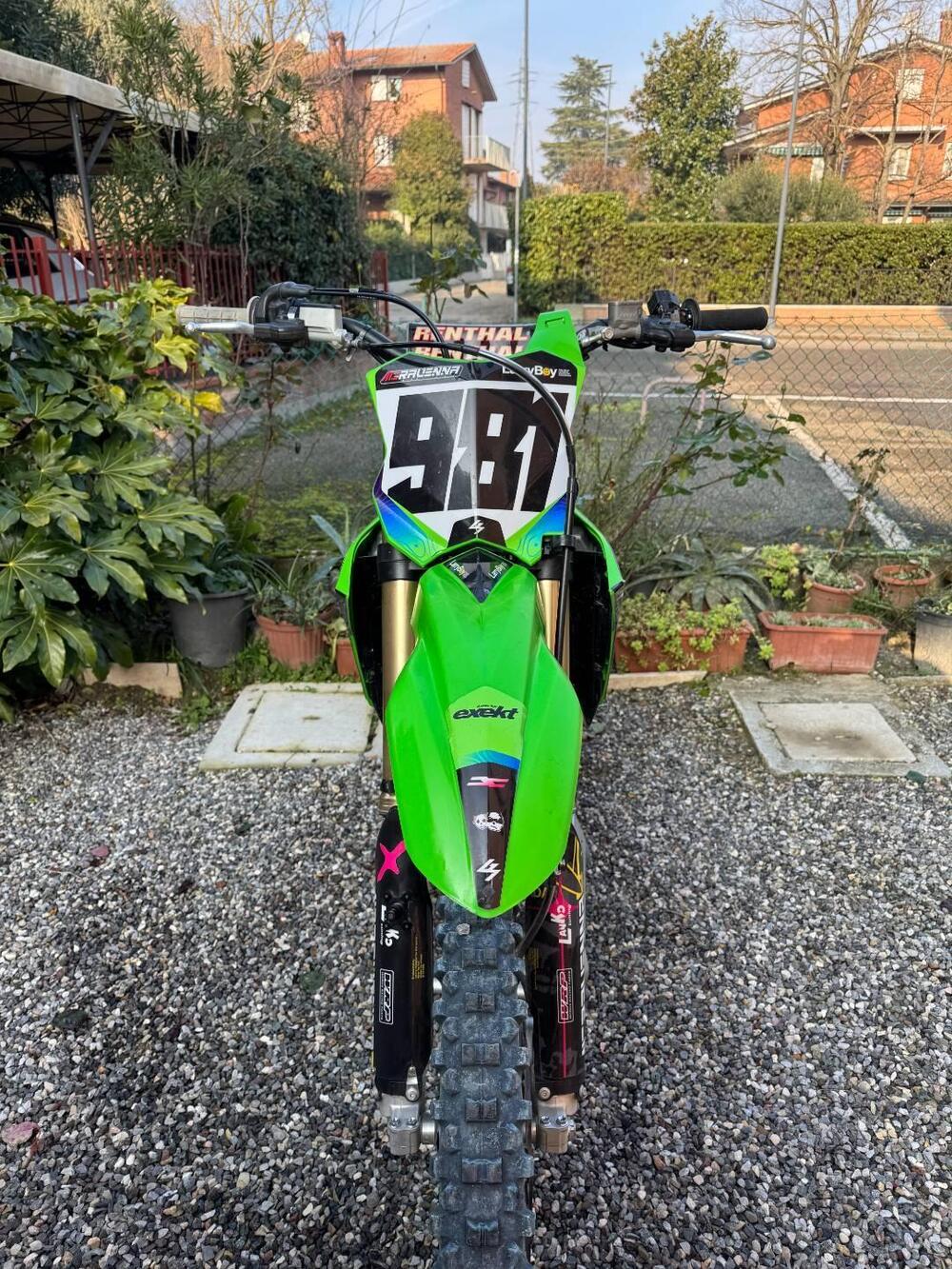 Kawasaki KX 450 (2024) (3)