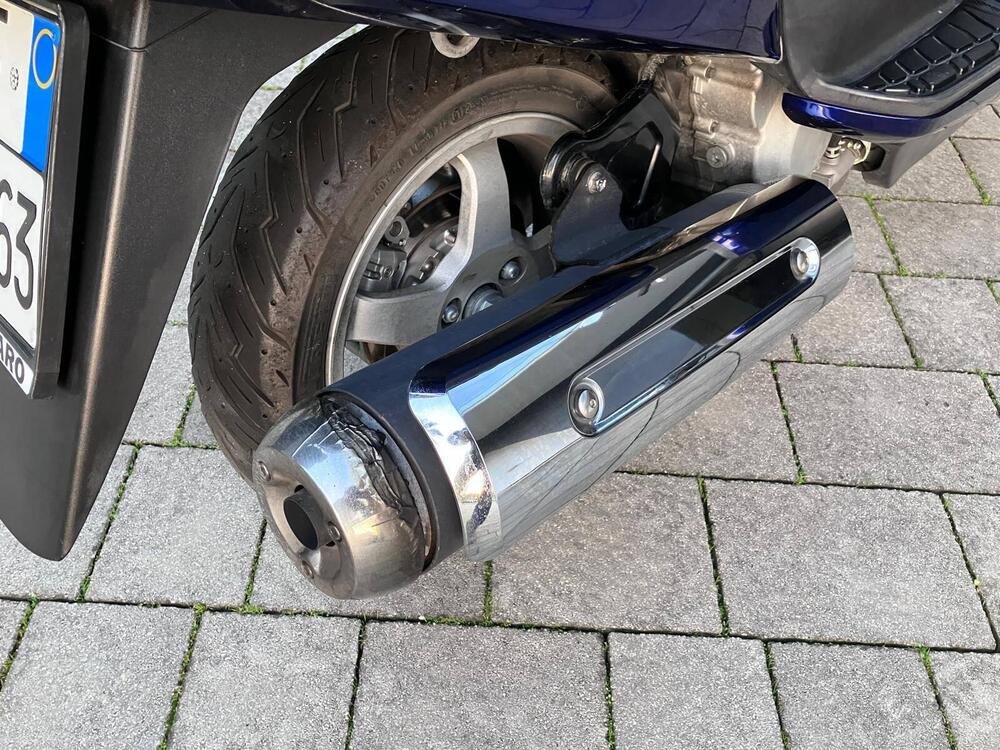 Suzuki Burgman AN 400 i.e. (2004 - 05) (4)