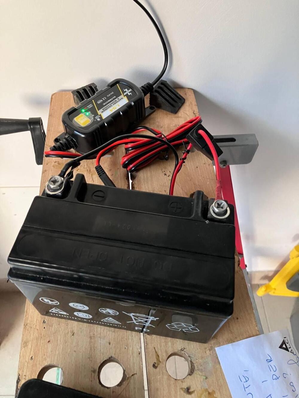 Suzuki Burgman AN 400 i.e. (2004 - 05) (5)