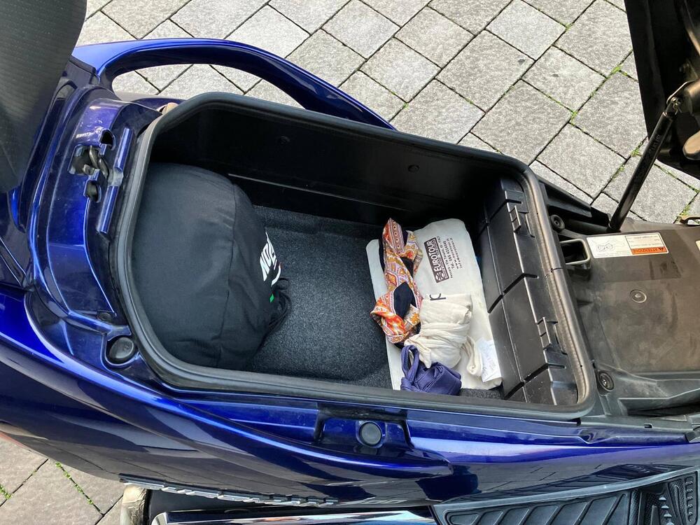 Suzuki Burgman AN 400 i.e. (2004 - 05) (7)