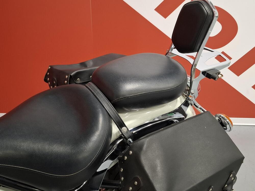 Yamaha XVS 1100 Drag Star A Classic (2000 - 06) (9)