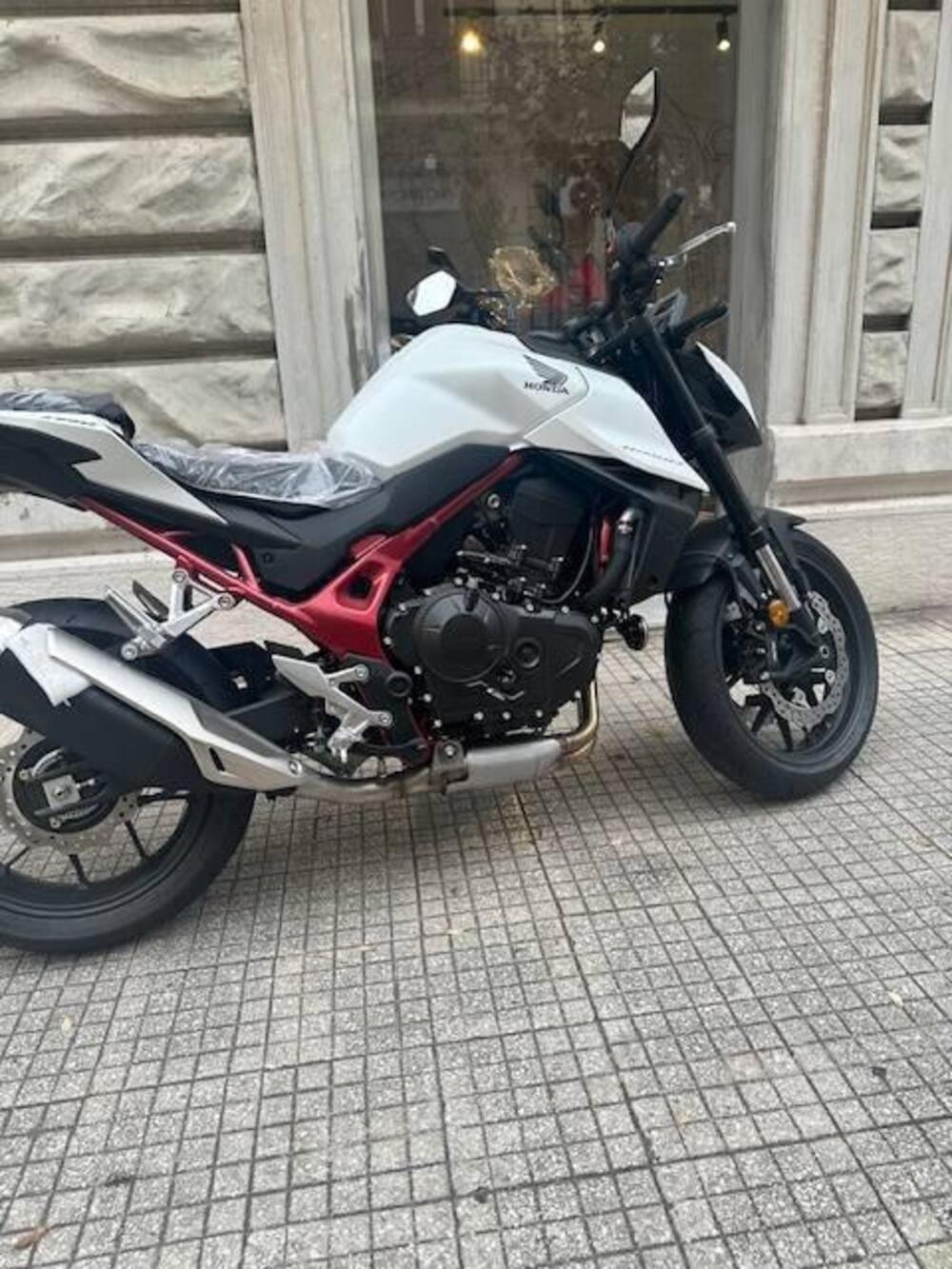 Honda CB 750 Hornet (2025)