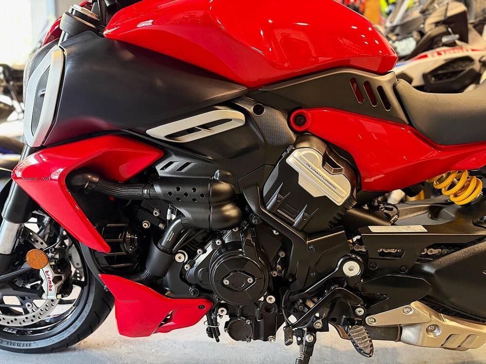 Ducati Diavel V4 (2023 - 25) (10)