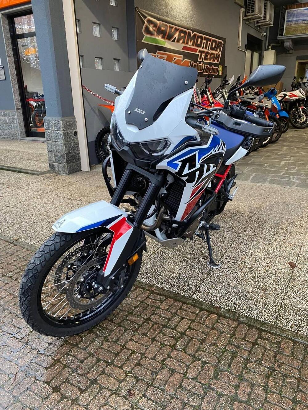 Honda Africa Twin CRF 1100L Urban (2022 - 23) (11)
