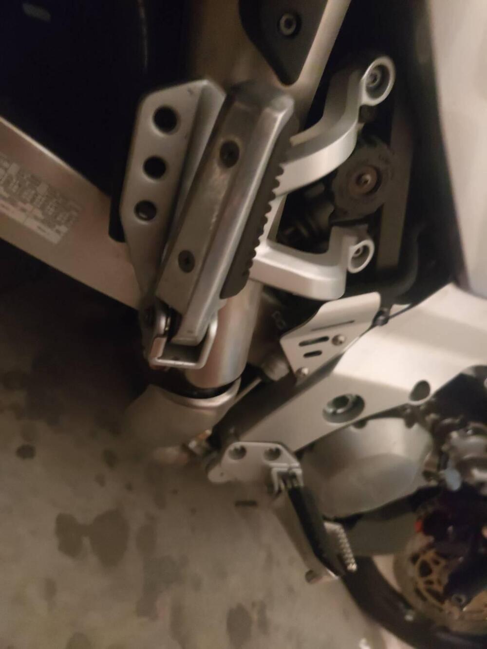 Suzuki V-Strom 1000 (2002 - 06) (9)