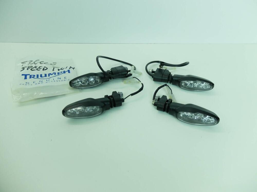 Set 4 frecce originali Triumph Speed Twin