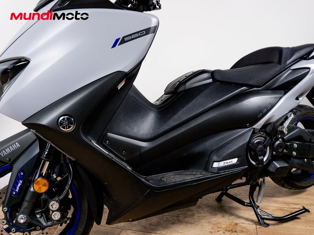 Yamaha T-Max 560 (2020 - 21) (9)