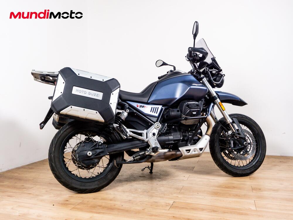 Moto Guzzi V85 TT (2024 - 26) (3)