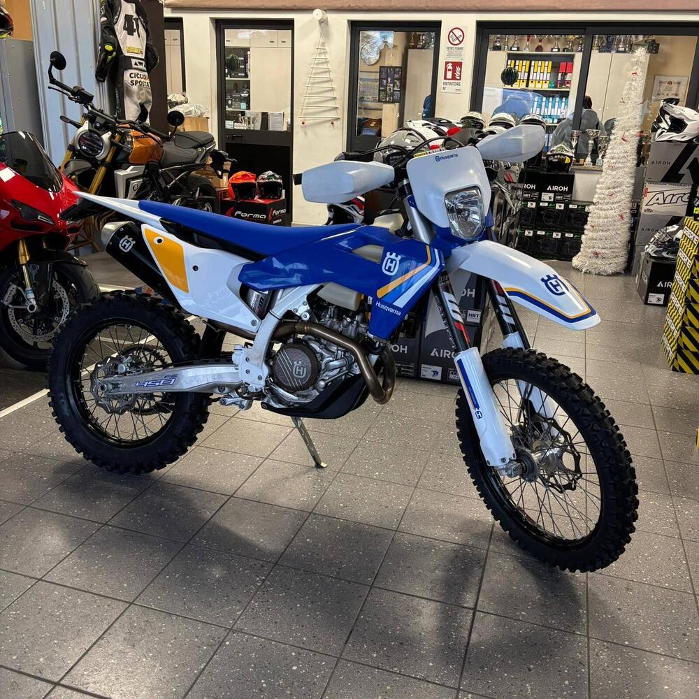Husqvarna FE 450 Heritage (2025) (5)