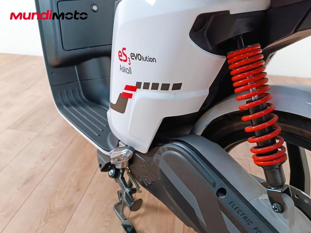 Askoll eS3 Evo 2.8 (2019 - 26) (10)