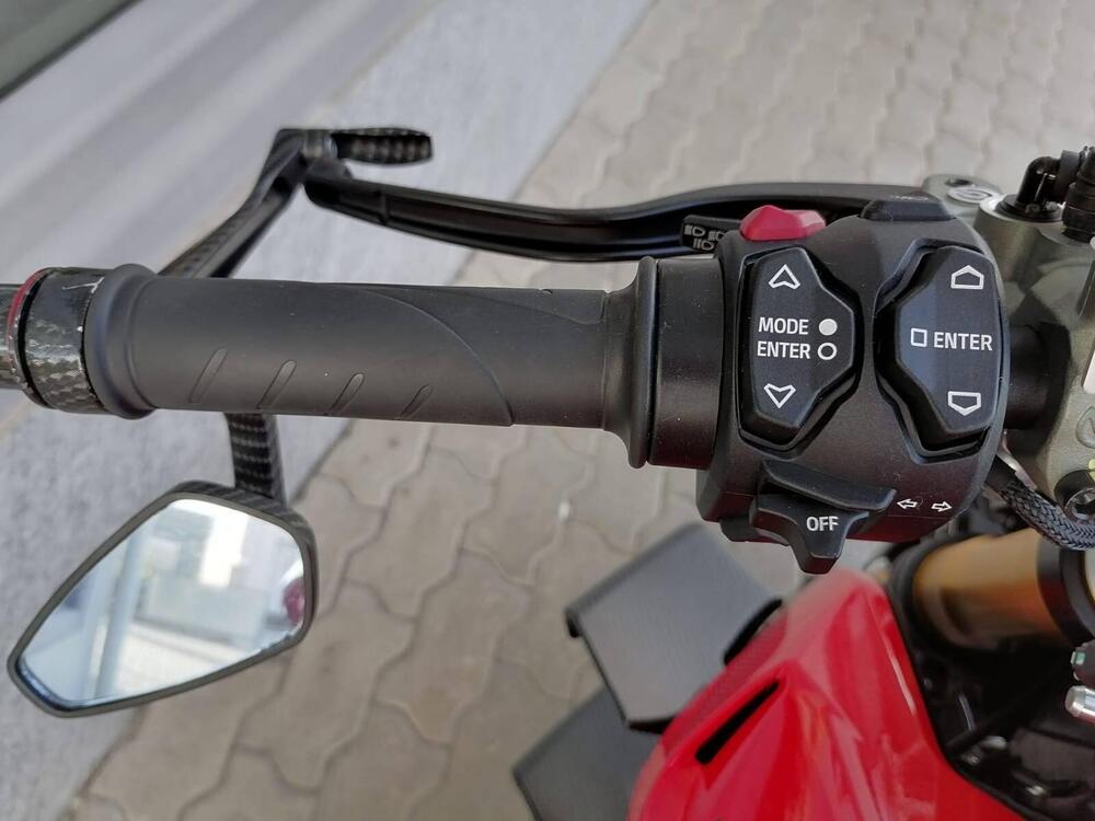Ducati Streetfighter V4 S (2023 - 24) (9)