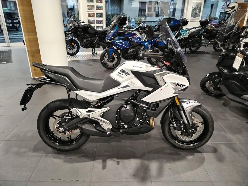 CFMOTO 700MT (2024 - 25)