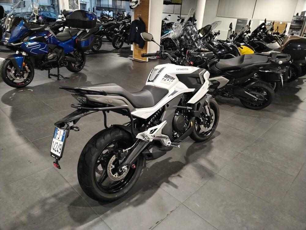 CFMOTO 700MT (2024 - 25) (2)