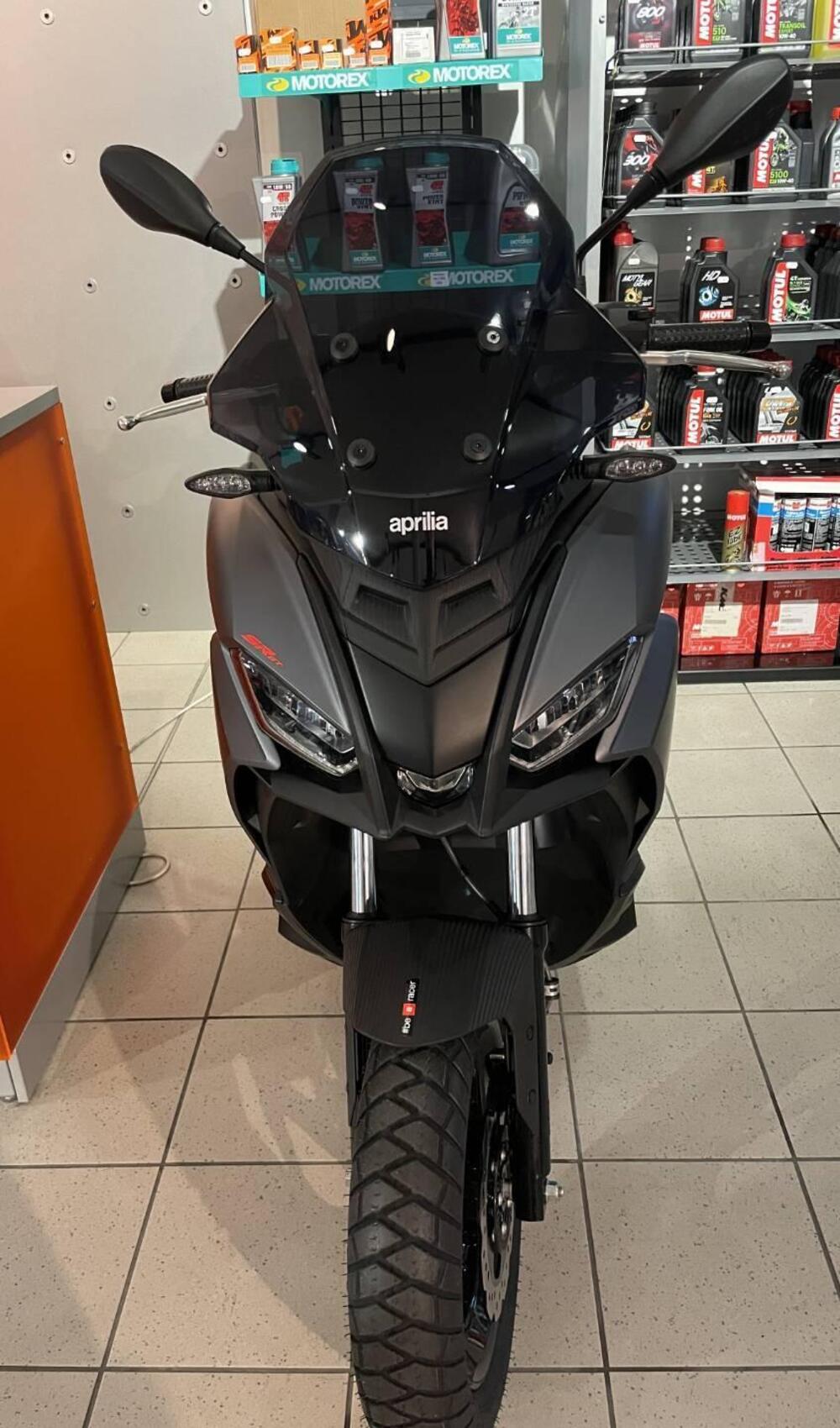 Aprilia SR GT 125 (2025) (4)
