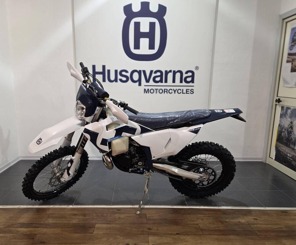 Husqvarna TE 300 (2026) (9)