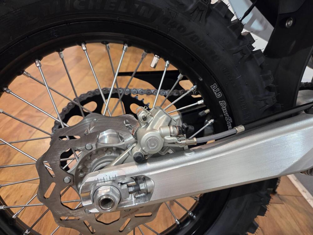 Husqvarna TE 300 (2026) (17)